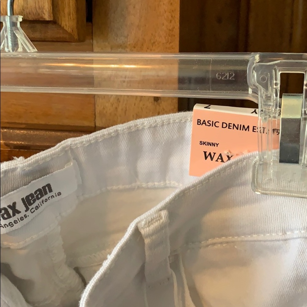 Jeans - Picture 2 of 3